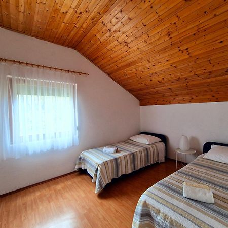 Apartments Bele Maslenica Extérieur photo